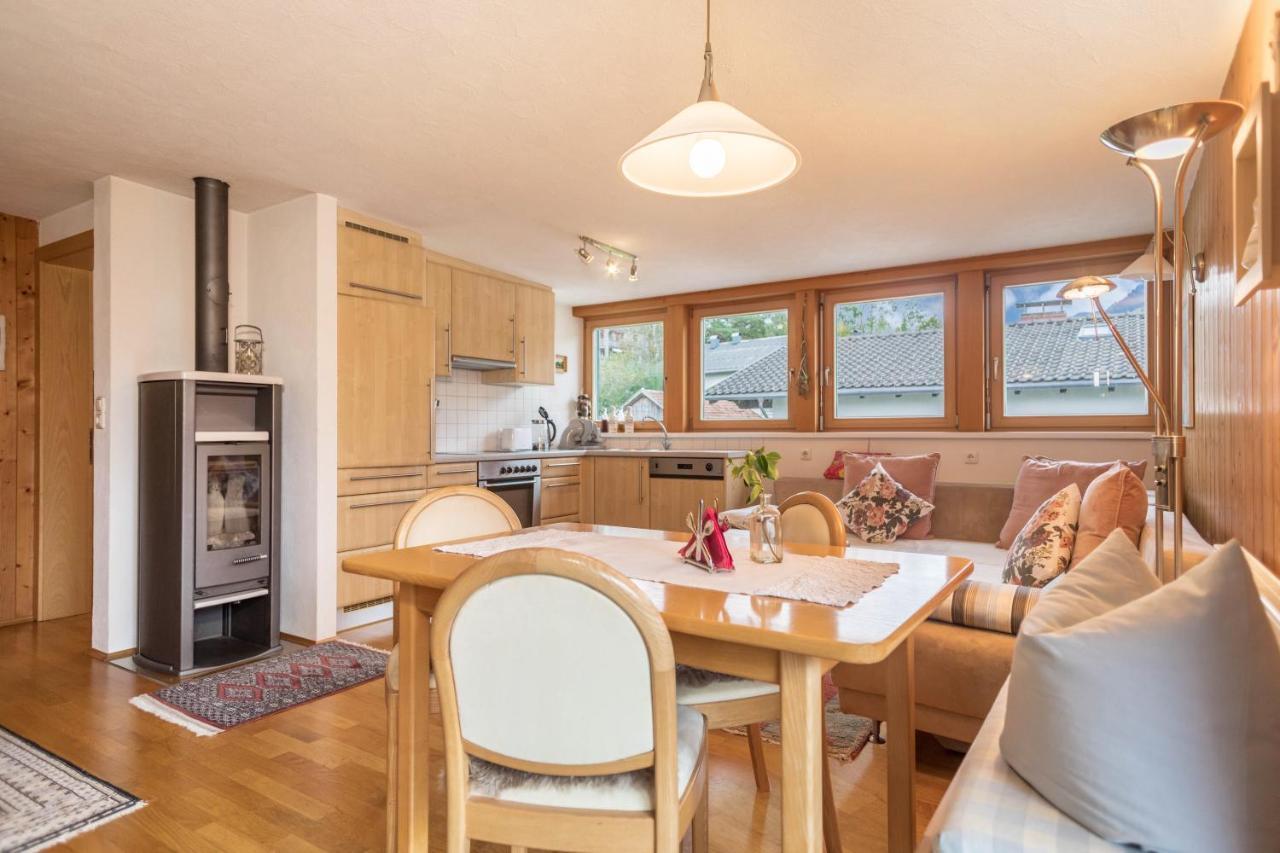 Foersterhaus Wohnung Dachgeschoss エック エクステリア 写真