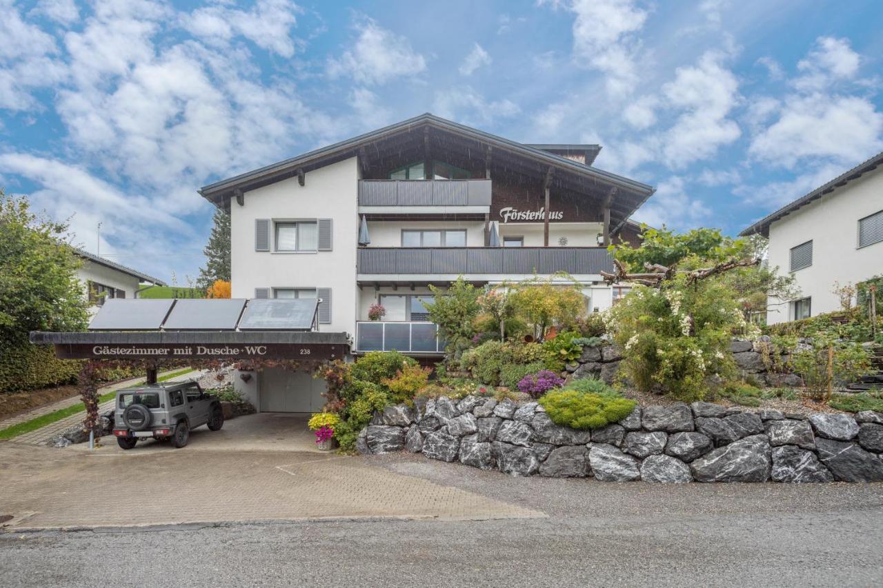 Foersterhaus Wohnung Dachgeschoss エック エクステリア 写真